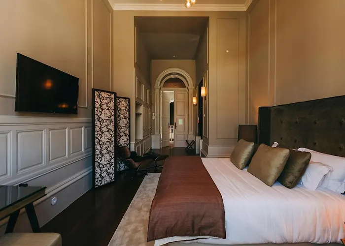 Torel 1884 & בית הארחה פורטו