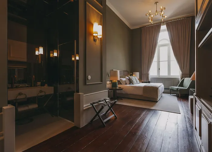 Torel 1884 & 4* פורטו