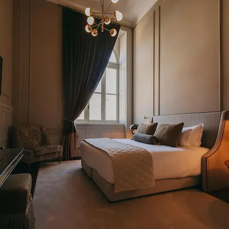 Torel 1884 & Vendégház Porto